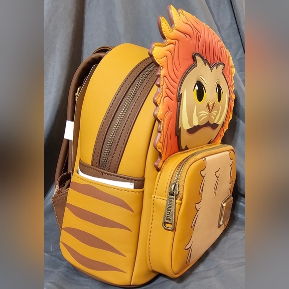 NWT Zouwu from The Crimes of Grindelwald Loungefly - Picture 3 of 6